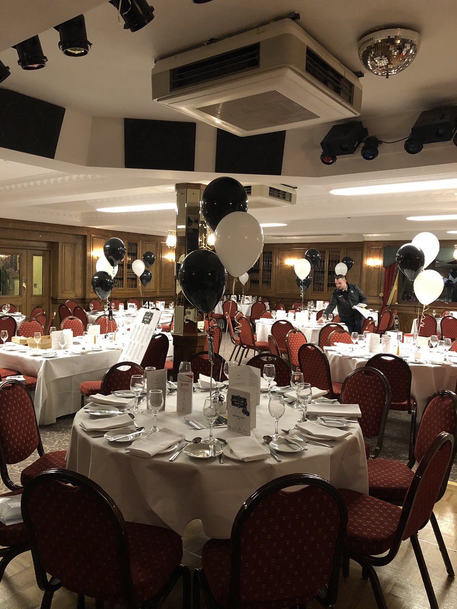 SILS1875's tweet photo. Thank you for coming! What a smashing night fundraising for the @Jon_Wellspring ! https://t.co/Nh1NphCQNU