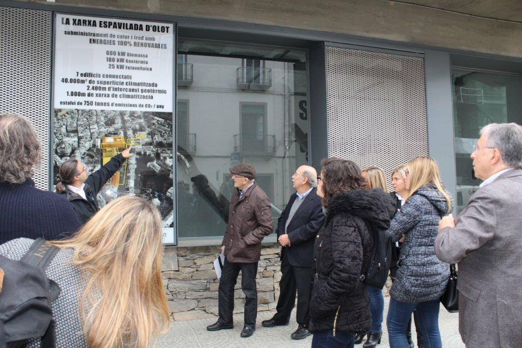 pere_bahi's tweet photo. @wattia_innova @franc_comino @sonnenCommunity i @apigirona i @CuBuS_Immo i @DinamiGarrotxa... Gràcies a @WeBatt_Energia #sigma (Francesc canalias) i #3Dtecnics, també @euram_cercle @FundacioImpulsa @Olotuit #programaPace #observatorigarrotxa.cat #TEG @PaisConscient garrotxa https://t.co/CiljBPFNbs