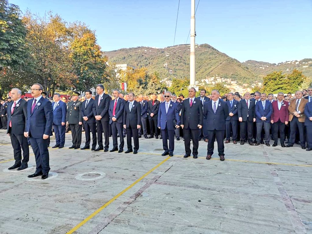 Konfederasyon olarak 17. Başkanlar Kurulu Toplantısı için bulunduğumuz Ordu ilimizde Genel Başkanımız Nuri Kolaylı liderliğinde Ordu'da düzenlenen #10Kasım anma etkinliğine katılarak ulu önder Gazi Mustafa Kemal Atatürk ve silah arkadaşlarını rahmet ve minnetle andık.