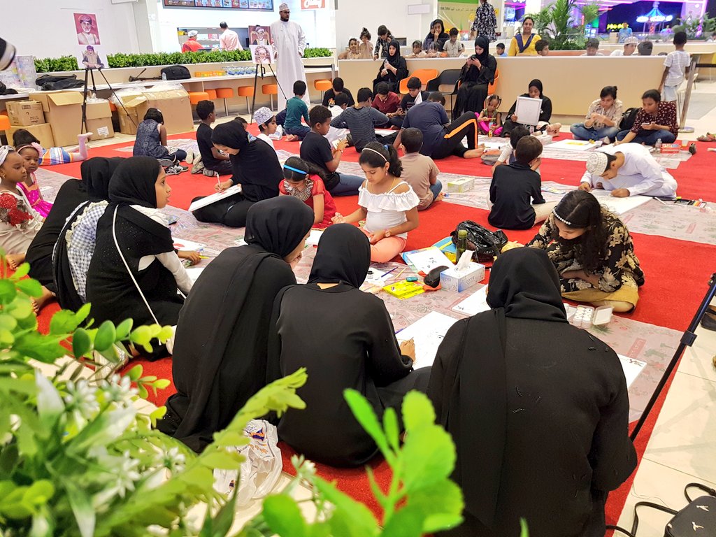 ytabloid's tweet photo. The 'Y Portrait By A Nation' art competition has kicked off in #Sur and #Sohar with much fervour.
#PortraitByANation #PBAN #YMagazine #PulseOfOman | @ahlibank | @Shell | @SPREINDIA | @GloriaJeansOman | https://t.co/ez5i5hXHcb