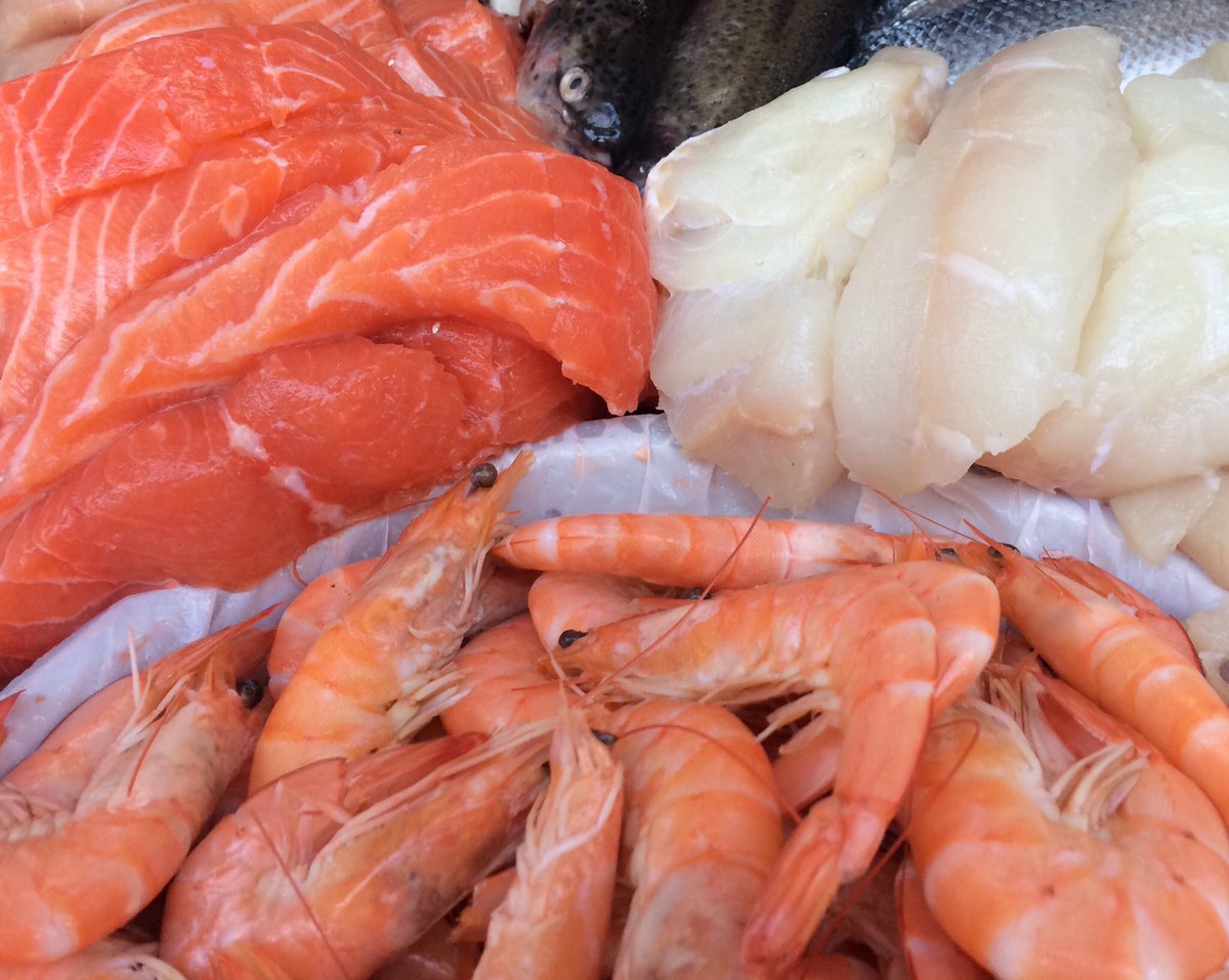 hannah_shauny's tweet photo. #Shaunsfreshfish #Belperfarmersmarket #Derbyshire #Bestfarmersmarkets #Freshfishfreshseafoods #Belper ππβοΈβοΈ https://t.co/x9N1JZFZXT