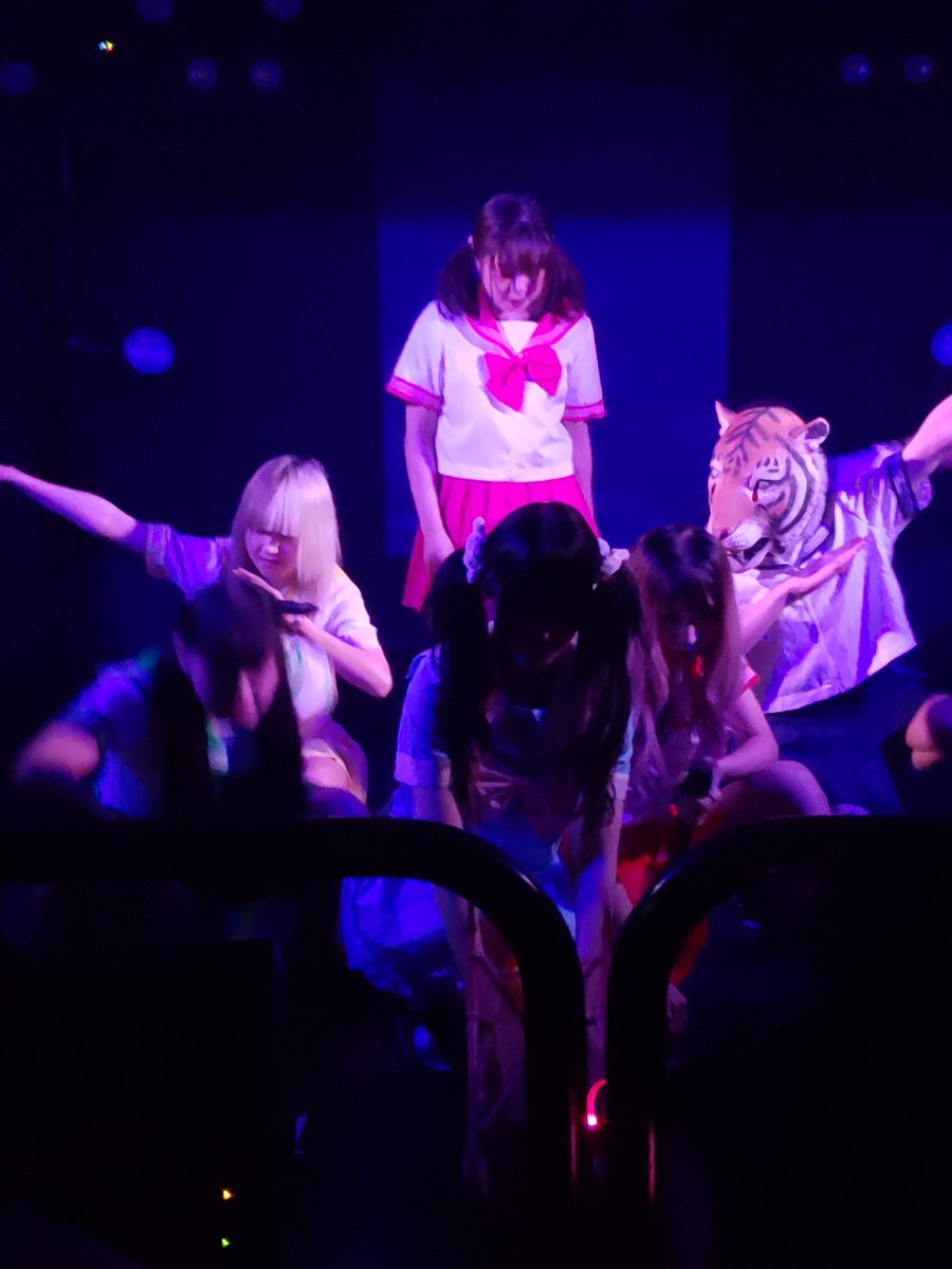 rt04ak's tweet photo. 11/10㈯大塚HEARTSNEXT
るなてん❕主催ライブ
#平成墓嵐
#るなてんフェス
さすがるなてんプロデュースの楽曲でしたね
まさかまさかのあれが聞けた🤗🤗🤗
ホントに聞いてなかったんだとしたらありがとうごめんなさいありがとう
ち〇こちゃん🙏🙏🙏
#DOMDOMPATTY https://t.co/5jlor2WhGD