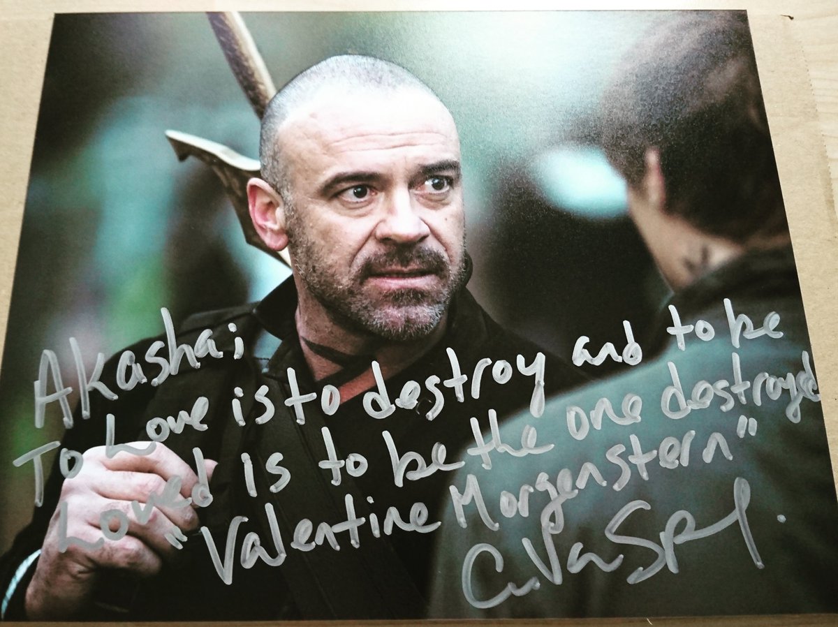 German_Institut's tweet photo. @alanvansprang thx you for being our fantastic "Valentine Morgenstern" 💞
➰➰➰➰➰➰➰➰➰➰➰
@WeekendOfHell Danke an die liebe Person, die das Autogramm für mich besorgt hat. ✳️ 
#SaveShadowhunters #ShadowhuntersLegacy #Shadowhunters
#TheMortalInstruments https://t.co/rlbRvos8eo