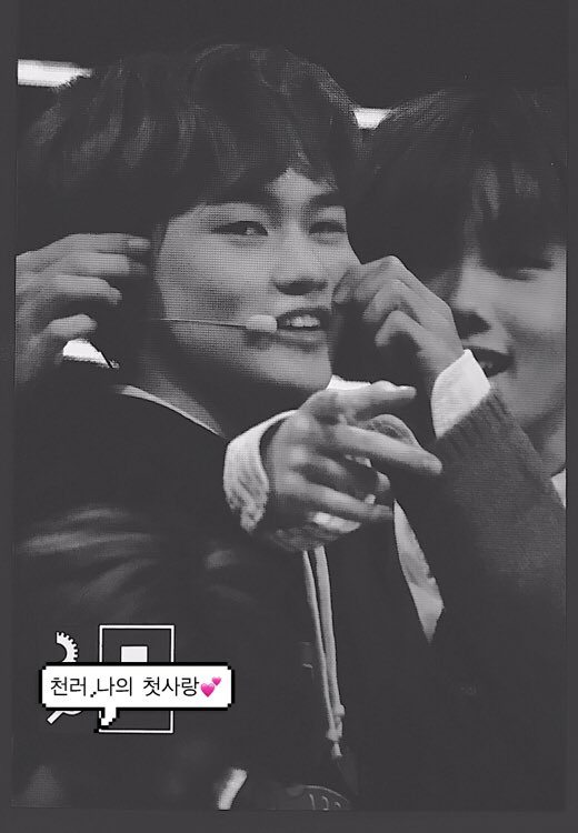 chenlefirstlove's tweet photo. 181110 조명...무슨일....? 막내즈들이 이러케 기여운데 이럴일이여...? #엔시티드림 #nctdream #천러 #chenle https://t.co/2nbIby2lOl