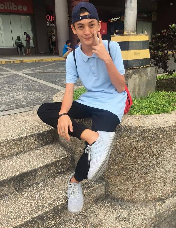 sethpbbotso's tweet photo. Are you a fan of me? FOLOW ME THEN! ❤️❤️❤️
#pbbotso #pbbotso #SETHPBB #PBBSETH https://t.co/dMQjMUFZq8