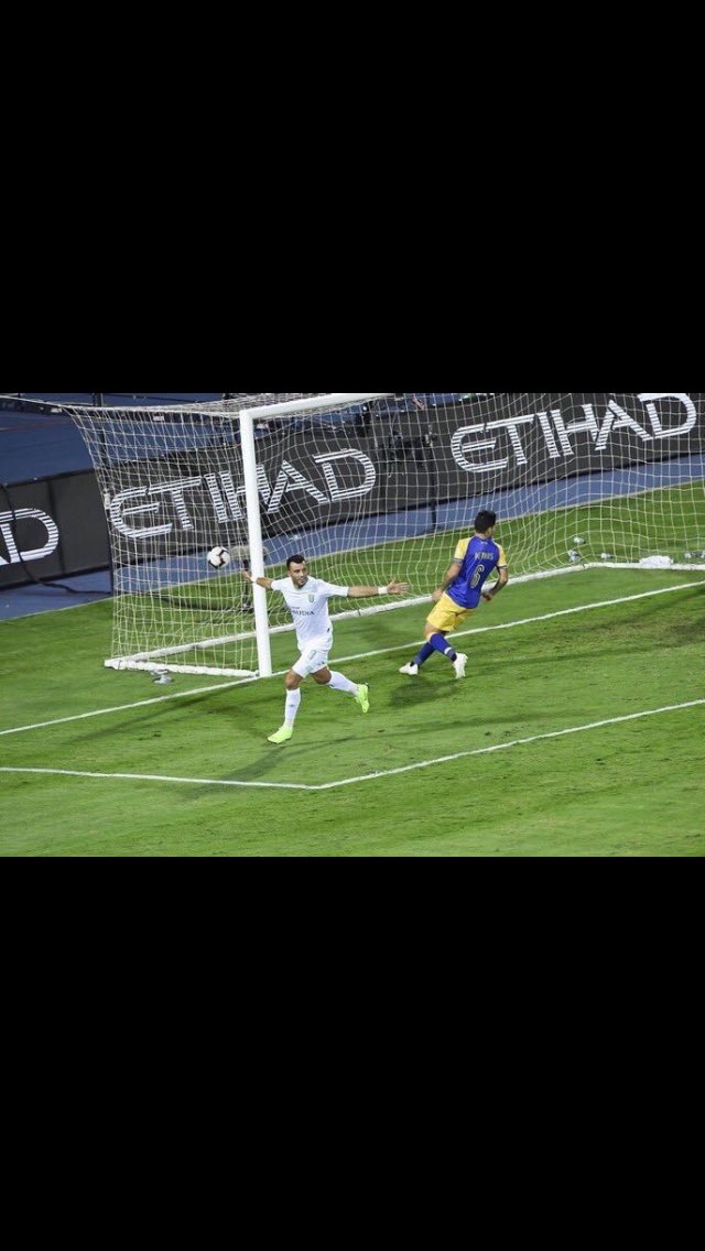 Uhv999's tweet photo. انت السبب 💚😂⚽️👌👇 #اقاله_كارينيو https://t.co/ZKQIXKXQhd