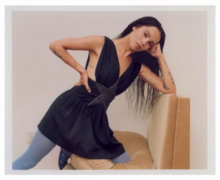 ELLESouthAfrica's tweet photo. Zoë Kravitz Is A Rebel With A Cause
https://t.co/q7CE5SWEye https://t.co/LEtfYchtzo