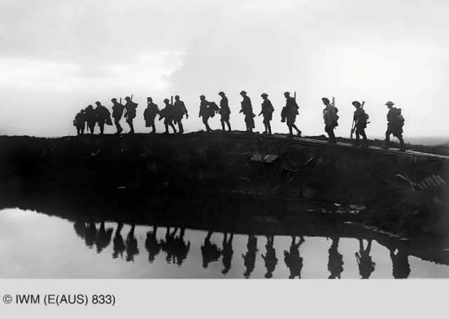 WW1SoldiersTale's tweet image. Continuing the advance despite good news about the Kaiser. Supposed to be crossing a river but there could still be enemy soldiers waiting for us. I don’t fancy our chances. Still, it’s my duty. No turning back now…  goo.gl/hTJ74P #WW1