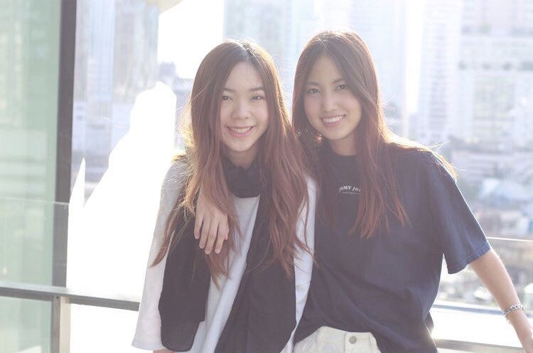 khondeesign's tweet photo. เฝ้ามองน้อง2คนนี้เสมอ....#DoubleKami #Cannayika #Punbnk48 อีกคนออกไปตามฝันแล้ว อีกคนยังต้องสะสมประสบการณ์ ^^ ขอบคุณ #Bnk48 ที่พามาไห้ประสบพบเจอ น้อง #Thankyou #เลขนำโชค (09•10•11) #HappyBirthday https://t.co/q8s0ywsg9L
