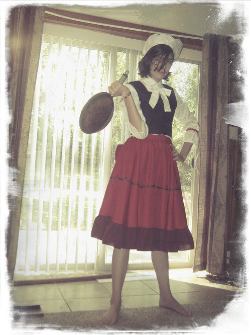 localtopmodels's tweet photo. https://t.co/8M7VCdVyue hungray cospaly #cosplay #hetalia #Hungary #fryingpan #belle #bellebestia #bestia https://t.co/bBc5Jx4YFf