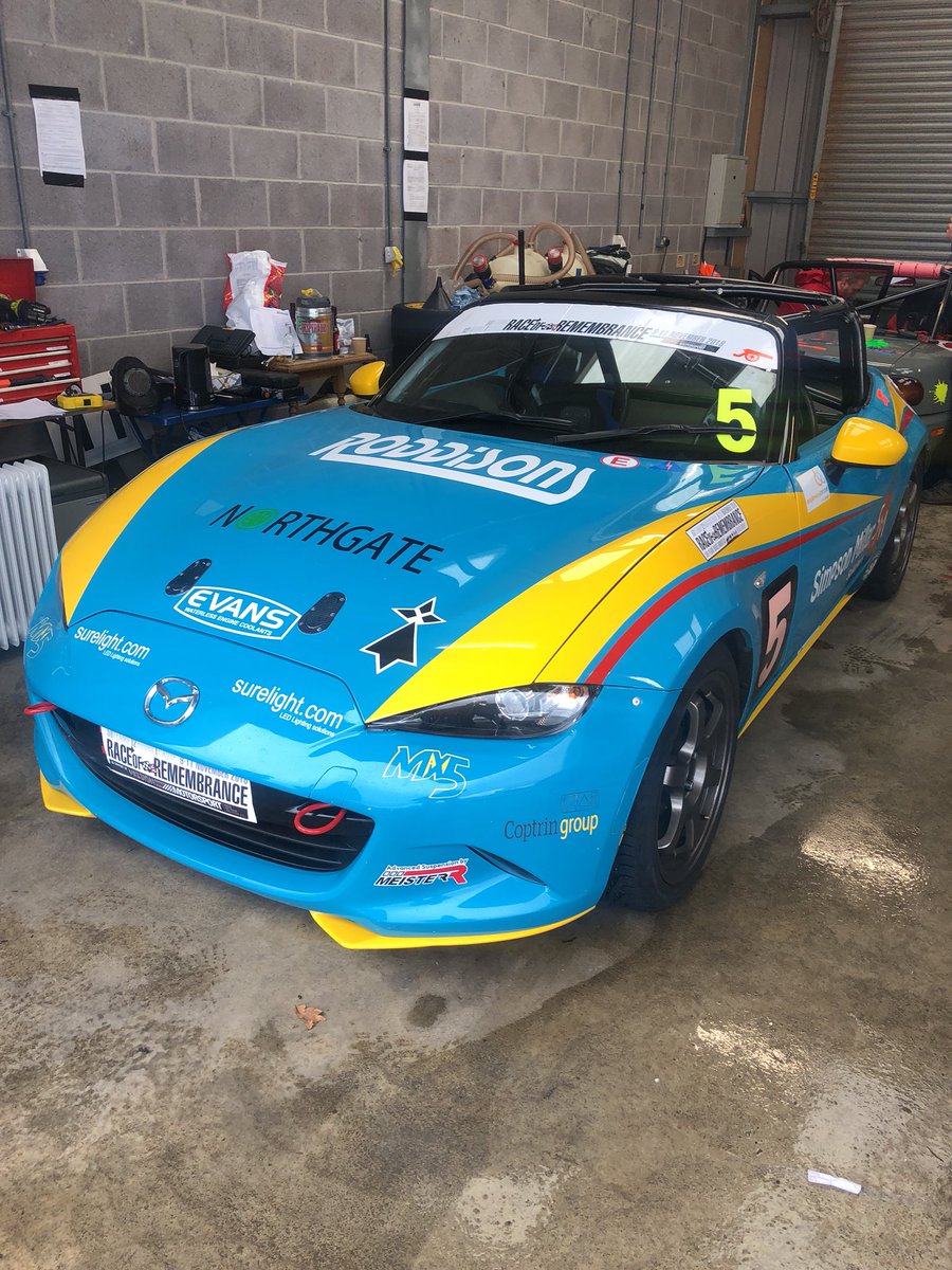 Great night last night <a href="/MM_RoR/">Race of Remembrance</a> heroes dinner with my fellow drivers <a href="/RobertoAustini/">Rob Austin</a> <a href="/BTCCDanWelch/">BTCCDanWelch</a> now time to prep car for the 15:00 start