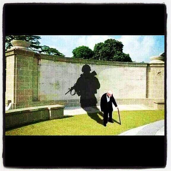 stuartmozza's tweet photo. #LestWeForget https://t.co/u7y0YyA46U