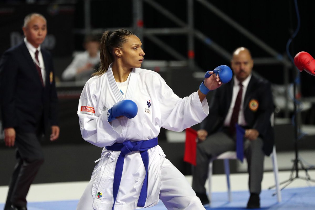 ffkarate's tweet photo. 📸 Les images du combat d’ #AnneLaureFlorentin ce matin à Madrid. 

La Française échoue au pied du podium lors de ces mondiaux ! 

#KarateMadrid2018 🇪🇸
#FranceKarate 🇫🇷🥋 https://t.co/qwsksTnRgJ