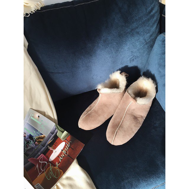 Herd_Store's tweet photo. 😊 Thanks for the great review Linsey ★★★★★! https://t.co/mfTesE00Rx #etsy # #clothing #shoes #women #gray #birthday #christmas #white #slippers #sheepskinslippers #handmade #slippers #etsy #shopping #etsyfinds #homesweethowe #home https://t.co/sF17KlI1ZF