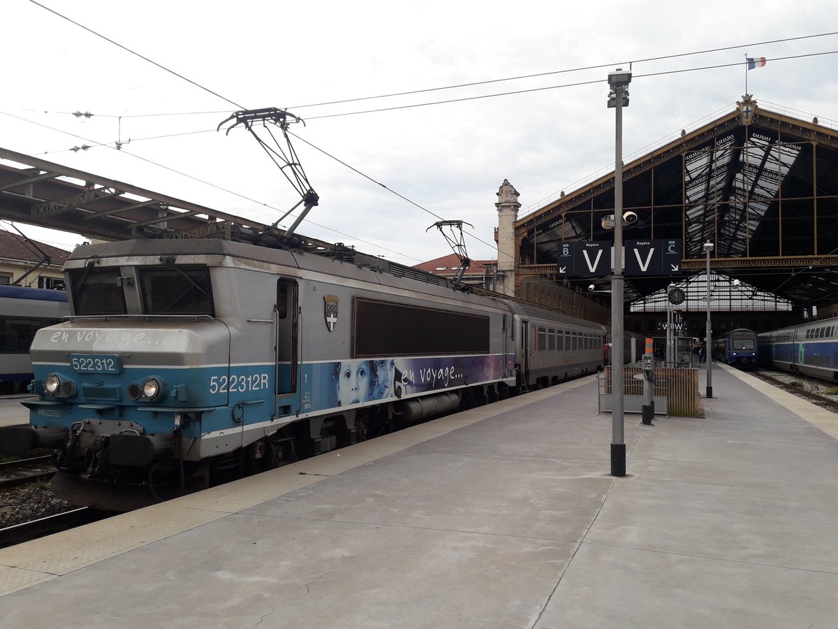 wallygatore07's tweet photo. Et hop #ter17714 au départ de Marseille @TERPACA_SNCF direction @SNCFTERAURA
Bon voyage
#yeeeeees https://t.co/gh6TxhIlgq