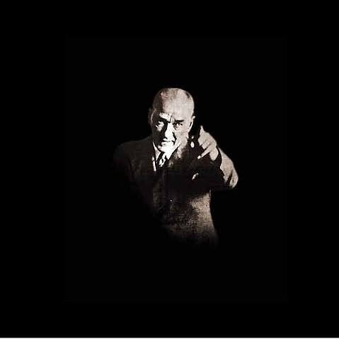 EraydinBasaK's tweet photo. Ruhun şad olsun.. Sevgi, saygı, minnet ve özlemlerin en büyüğüyle..#10kasım1938 #GaziMustafaKemalAtatürk https://t.co/w3Shw4PGpO