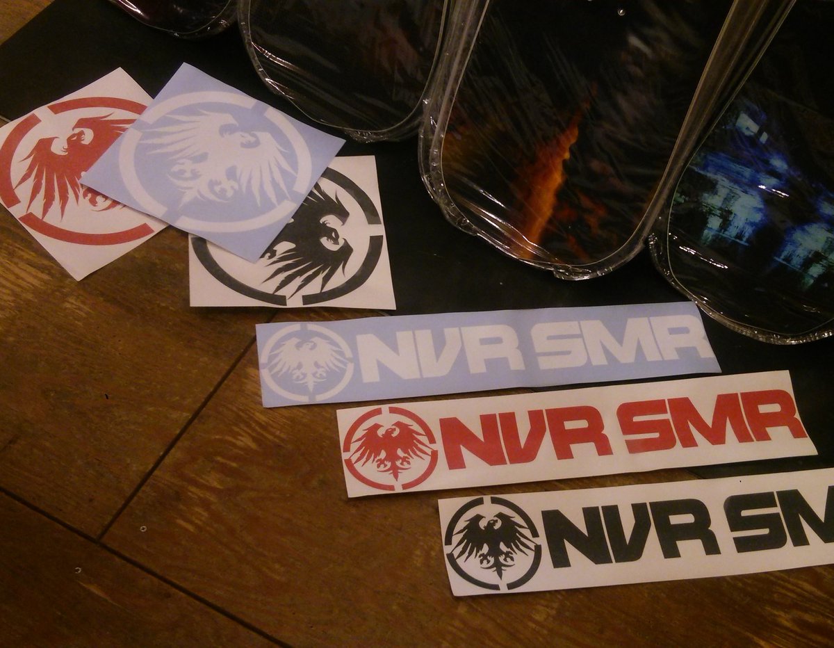 jack_snow's tweet photo. NEVERSUMMER特大ステッカー届きました！
アメリカ本社発行の正規品です。
※ヤフオク等で見かけるプリント製作ものにはご注意願います。
#neversummerjapan 
#neversummerindustries 
#NEVERSUMMERステッカー
#ダイカットステッカー https://t.co/MZE0ec0XG3