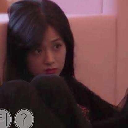sky0320min's tweet photo. everybody's talking about blackpink's performances on their concert

and i'm here, doesn't even know where to watch or what's happening, all i know is that tonight is their first concert
#BLACKPINK #JISOO #JENNIE #ROSÉ #LISA #BLACKPINKINYOURAREA #BLACKPINK_IN_Seoul_AREA_D1 https://t.co/gmZnaAnr3Y