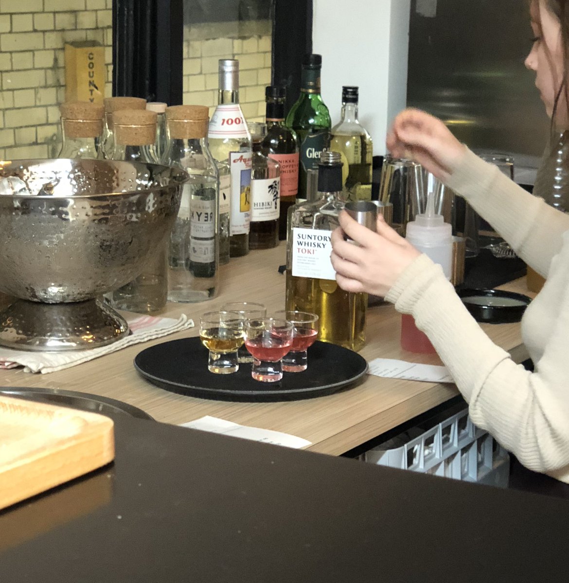 kushiyanotts's tweet image. Here’s amber banging out some pickle backs. Toki whisky followed by as shot of pickled ginger juice. You need to try it !! #kushiya #picklebacks #whisky #shots #nottingham #notts #skewers #sake #beer