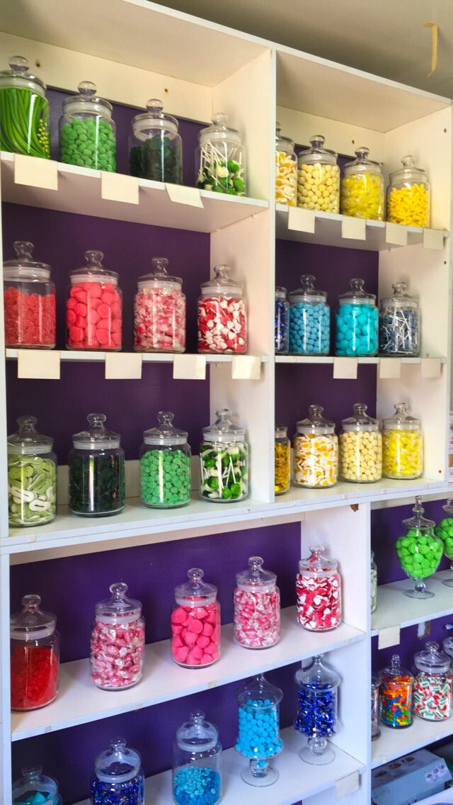 AndiesCandiesNG's tweet photo. Colour coordinating @AndiesCandiesNG
β€οΈπππ
_____________________
#andiescandies #candyismagic #nothingssweeter #lovecandy #candybuffet #abuja #lagos https://t.co/cE9EJw0r8p