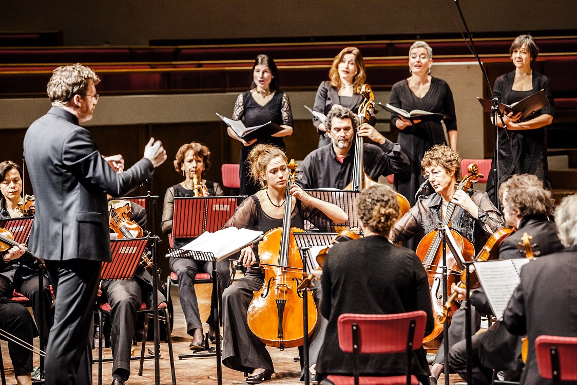 Klassiek_Rijn's tweet photo. 19dec. Messiah Händel #Cunerakerk #Rhenen Nieuwe Philharmonie Utrecht, koor en solisten olv Johannes Leertouwer. Info en kaarten https://t.co/PkqAW6Qdxp https://t.co/b3ut1OPBi6