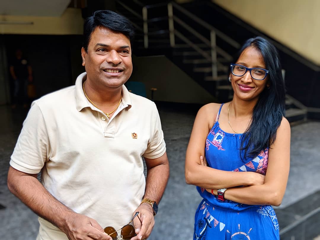 rjshonali's tweet photo. आज स्टार कट्टयावर दिलखुलास गप्पा मारल्या आहेत, @sahibharat जी सोबत! मज्जा आली सर. 😊 #oncemoremarathinatak साठी खूप शुभेच्छा!✨🎭❤️
#Actor #StarKatta #RadioCity 91.1
#candid #afterinterview #punediaries #saturday https://t.co/YDL18wYAui
