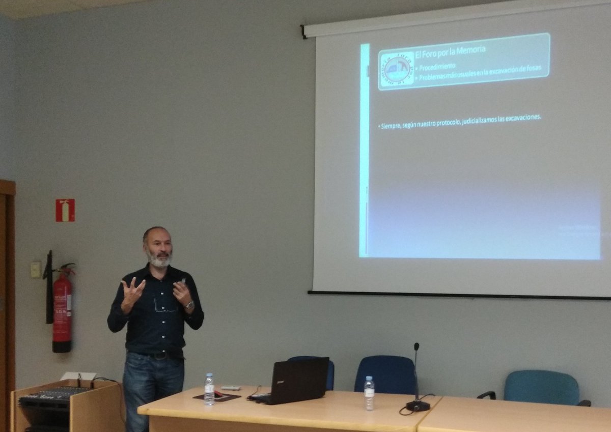 MSRicoy #NiUnaMás tweet media