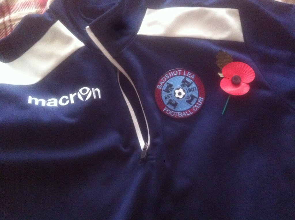 Blakeadinho9's tweet photo. Proud to be wearing this today as well as on our kits #LestWeForget #ripcrouchie #upthebaggies https://t.co/7REgJBHr30