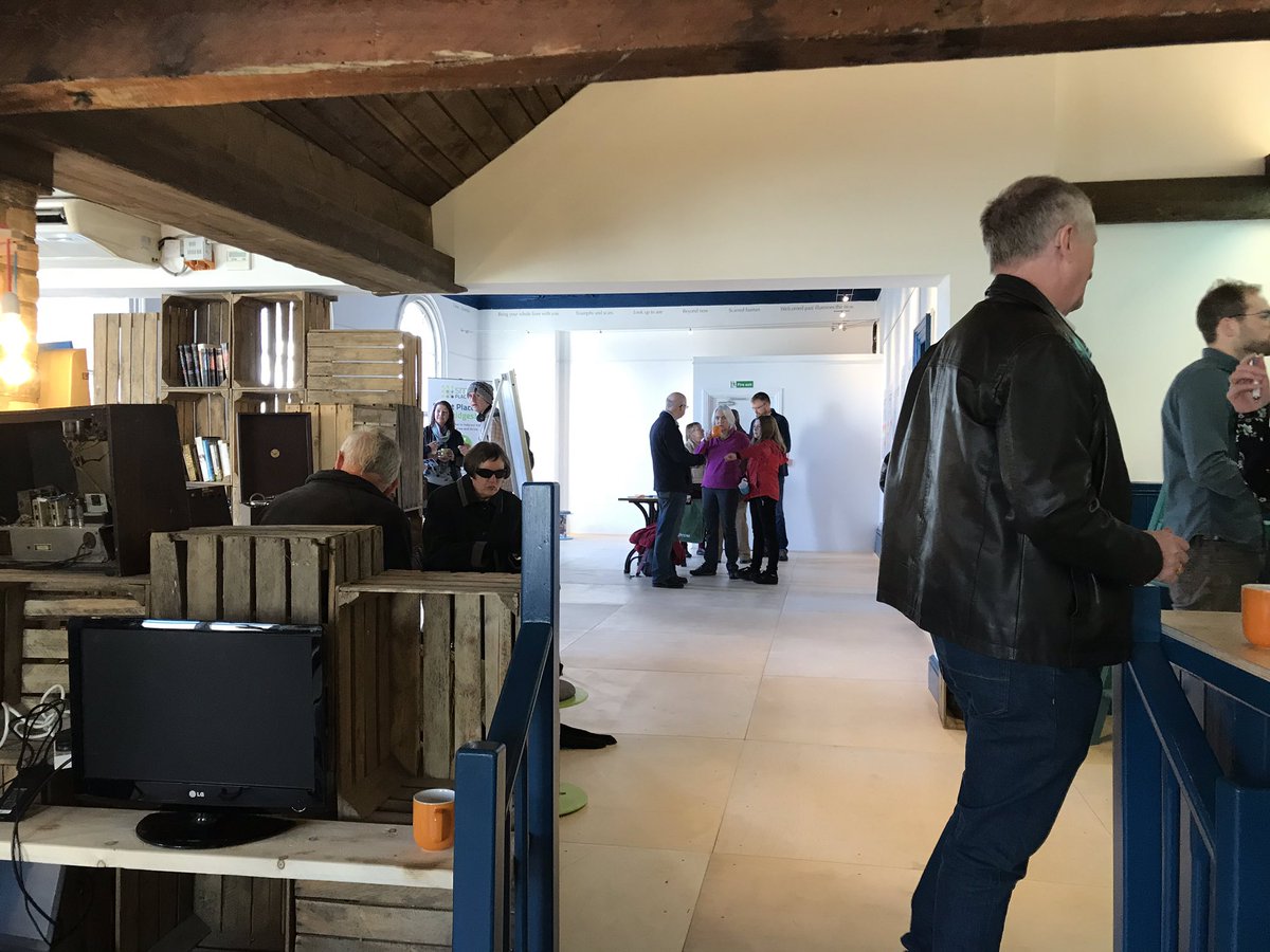 ConnectingCambs's tweet photo. Come and find out about how digital technology can support the growth of #StNeots - share your ideas and grab a free cake! @ArtSoulStNeots #SmartStNeots https://t.co/O1211ilY3h