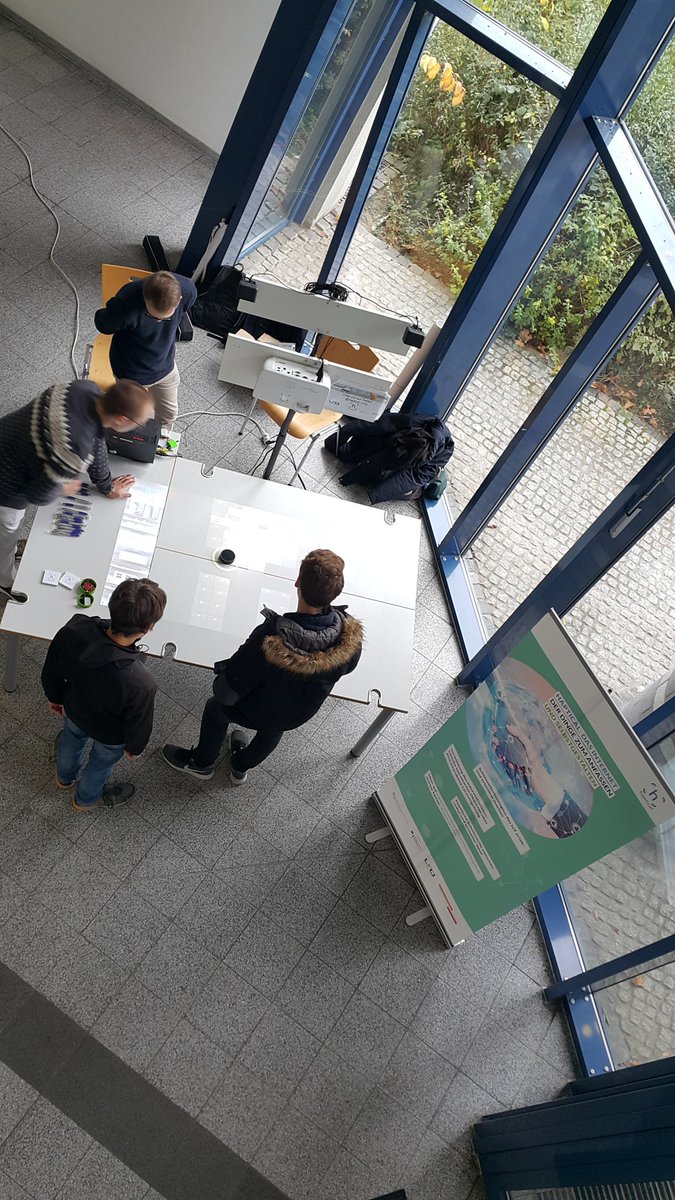 haptical_LFO's tweet photo. Spannende Gespräche über die #ArbeitsweltenDerZukunft in der Logistik! @TU_Dortmund Tag der offnen Tür. @FraunhoferIML @arbeitszukunft #haptical https://t.co/b7gH99LVIW