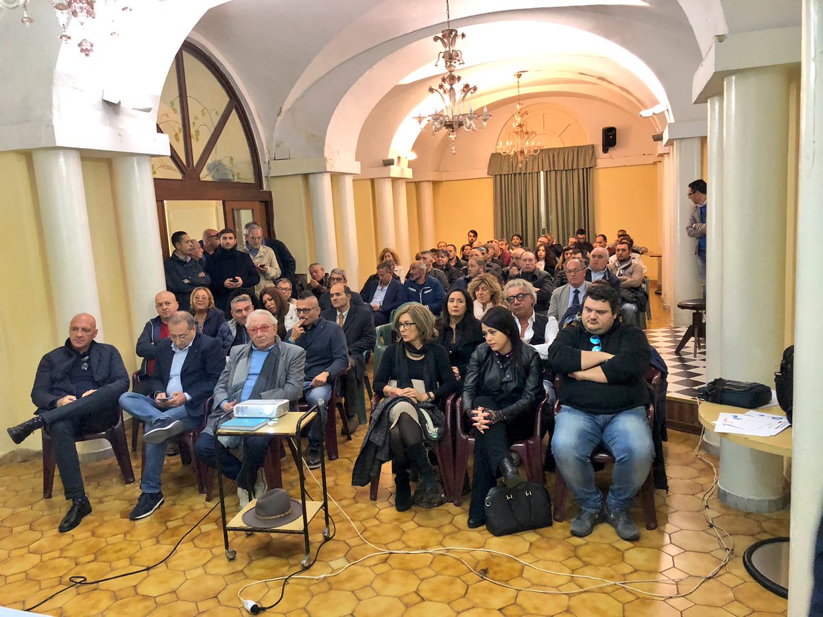 UglConsigliere's tweet photo. A #Caserta Convegno 

“L’INPS che non conoscete...”

le conclusioni del Vice Segretario Generale #GiancarloFavoccia 

“La UGL è orientata a chiedere con forza al governo di separare assistenza da previdenza“ 

@UGLNazionale 
@NapoliUgl 
@Palumbougl https://t.co/nzUCSeGkZo
