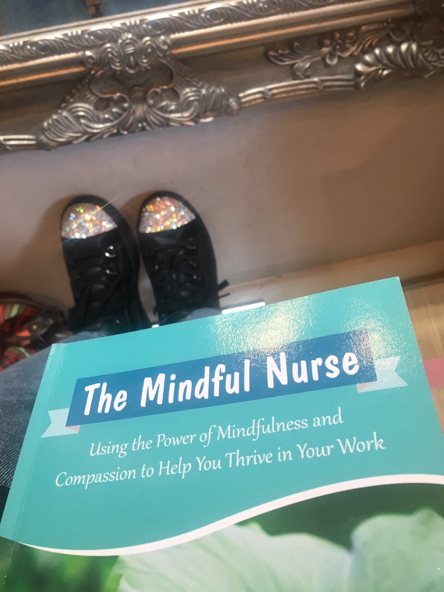 Rainbow_wings7's tweet photo. Interesting reading while I’m in the hairdressers having a pampering, I had a feeling this book would come in handy #backgroundreading #mindfulNHS #mindfulnessatkgh #mindfulnessintheworkplace #mindfulnessforclinicalstaff https://t.co/wgaFImw8iF