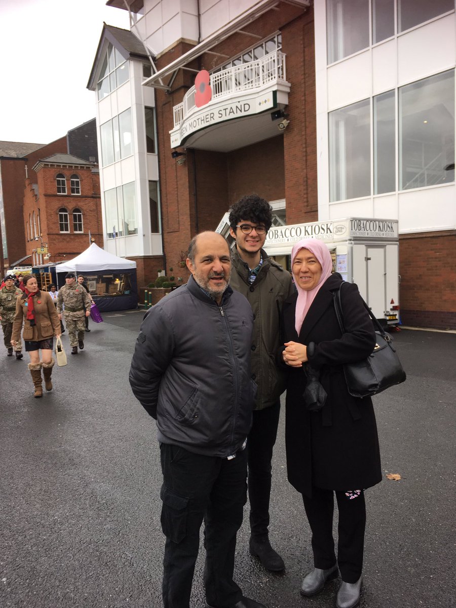 MyTime_LS's tweet photo. Carers arriving @AintreeRaces for #communityraceday https://t.co/ENVeG5m86I