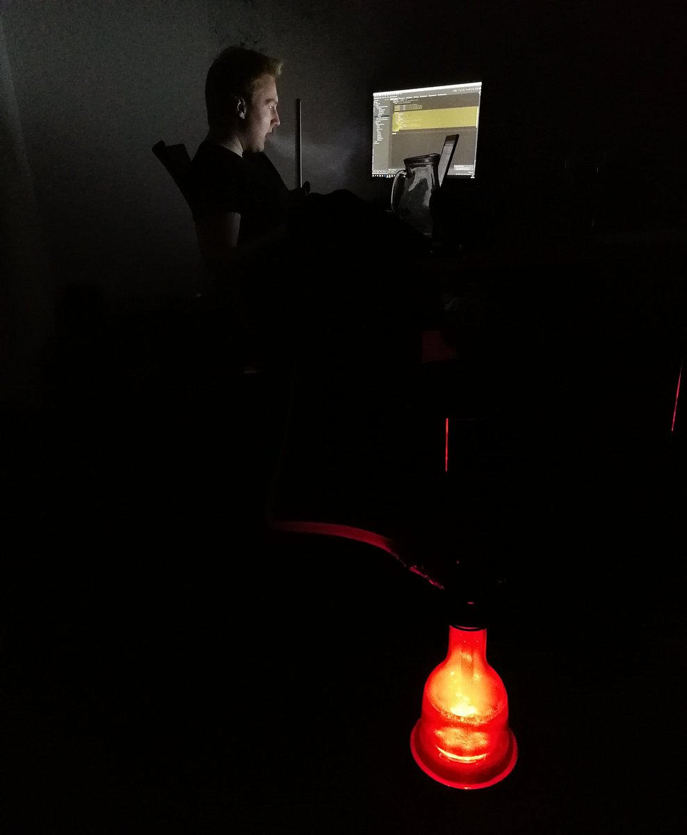 SparkTECH_CZ's tweet photo. Friday evening programming.
#hrajsnami #newtoy #shisha #led #android #androidapp #programming #programminglife #zivotprogramatora #kancl #sparktech #dark #wintertime https://t.co/EDxLmp6KYh