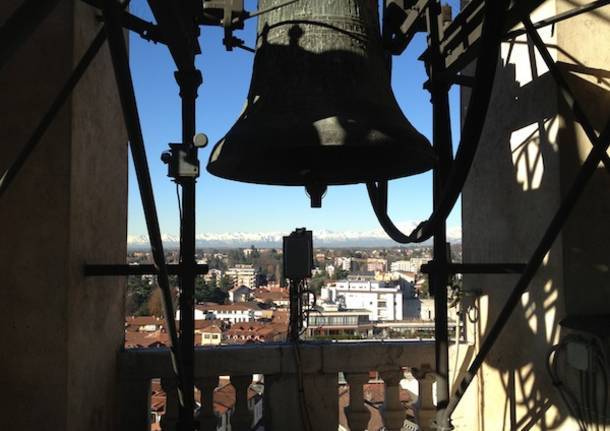 nonamesblog's tweet photo. Giorno 140 – ore 11.18 – Uno spettacolo spaventosamente reale https://t.co/0IoRtTvtkS https://t.co/Z46VFjwwAP