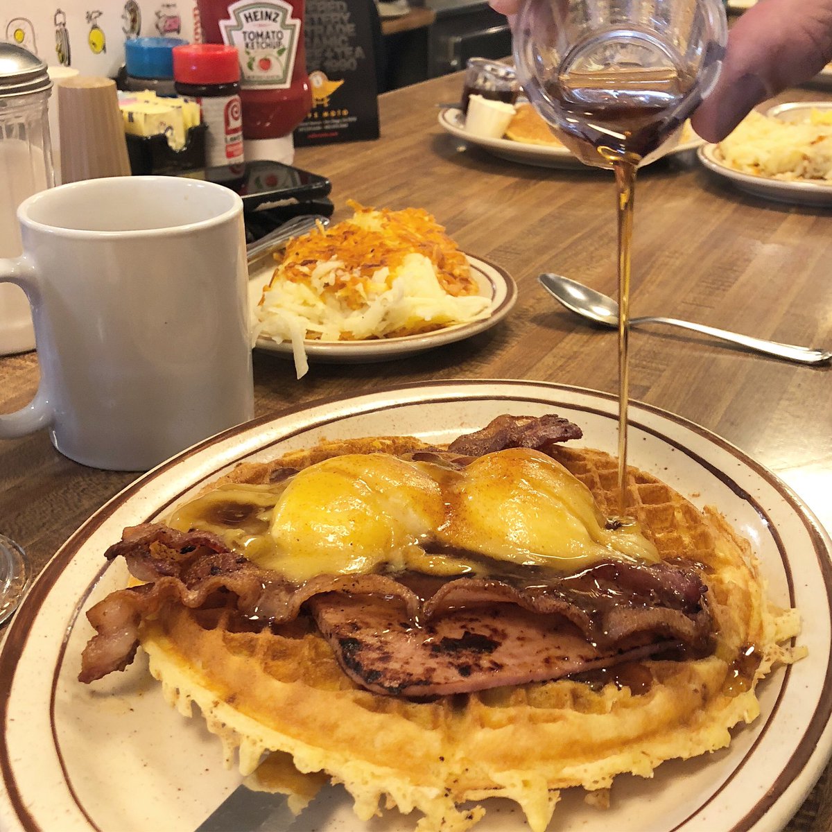 Bacon Waffle Benedict #BWBenny 🤯#LaJolla #SanDiego #SanDiegoFood #EatAtHarrys #SanDiegoEats #SDFoodie #SanDiegoBrunch #SDBrunch #sandiego_ca #SanDiegoLove #VisitSanDiego #LaJollaShores #YepSanDiego #HarrysCoffeeShop