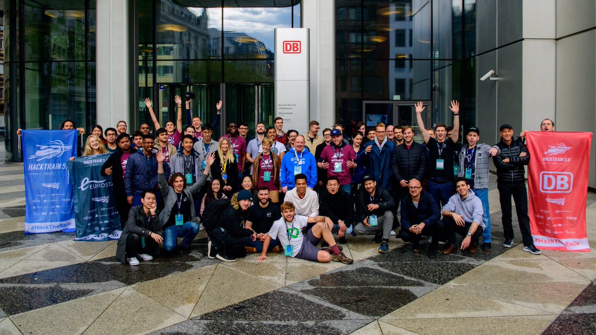 hackpartners's tweet image. The #EUTrain has arrived @DB_Skydeck! Up to 30th floor for good views and good hacking!
#HackTrain5