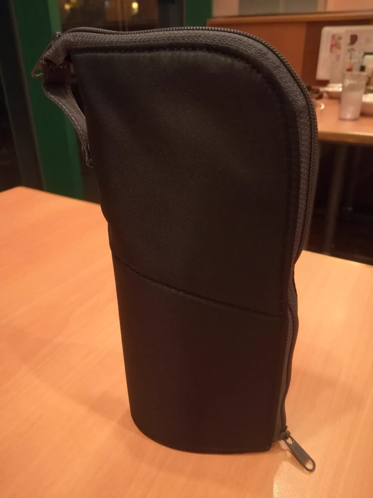 貧乏筆箱を見た友達に筆箱を買ってもらった！でもまるで成長していない…！