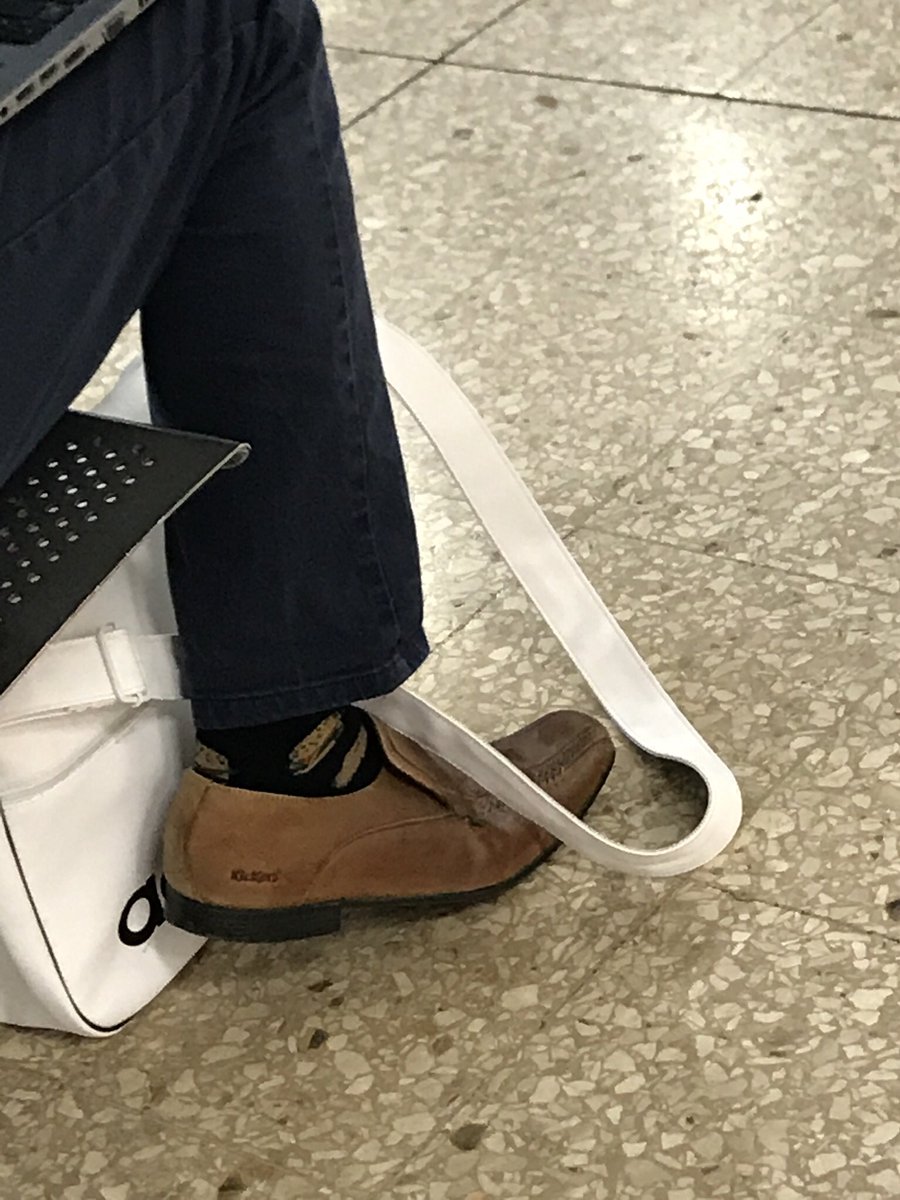 samhardy_uk's tweet photo. @steveb_1990 @ian_tonkin @JeansAndSheux @kevmarmol London Sheuxston offered up some serious heat yesterday https://t.co/L7xeNUKy6t