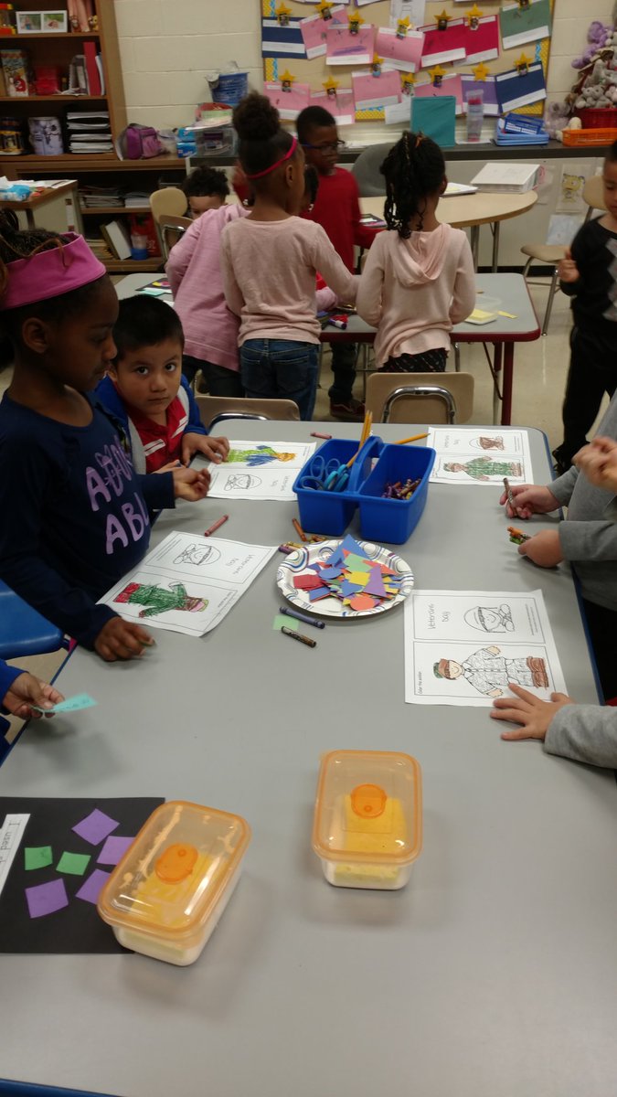 Thank you to Mrs. Argiriadi for teaching us the importance of Veteran's Day. <a href="/Sargiriadi/">Stacy Argiriadi</a> <a href="/WarrenES_BCPS/">Warren Elementary</a>