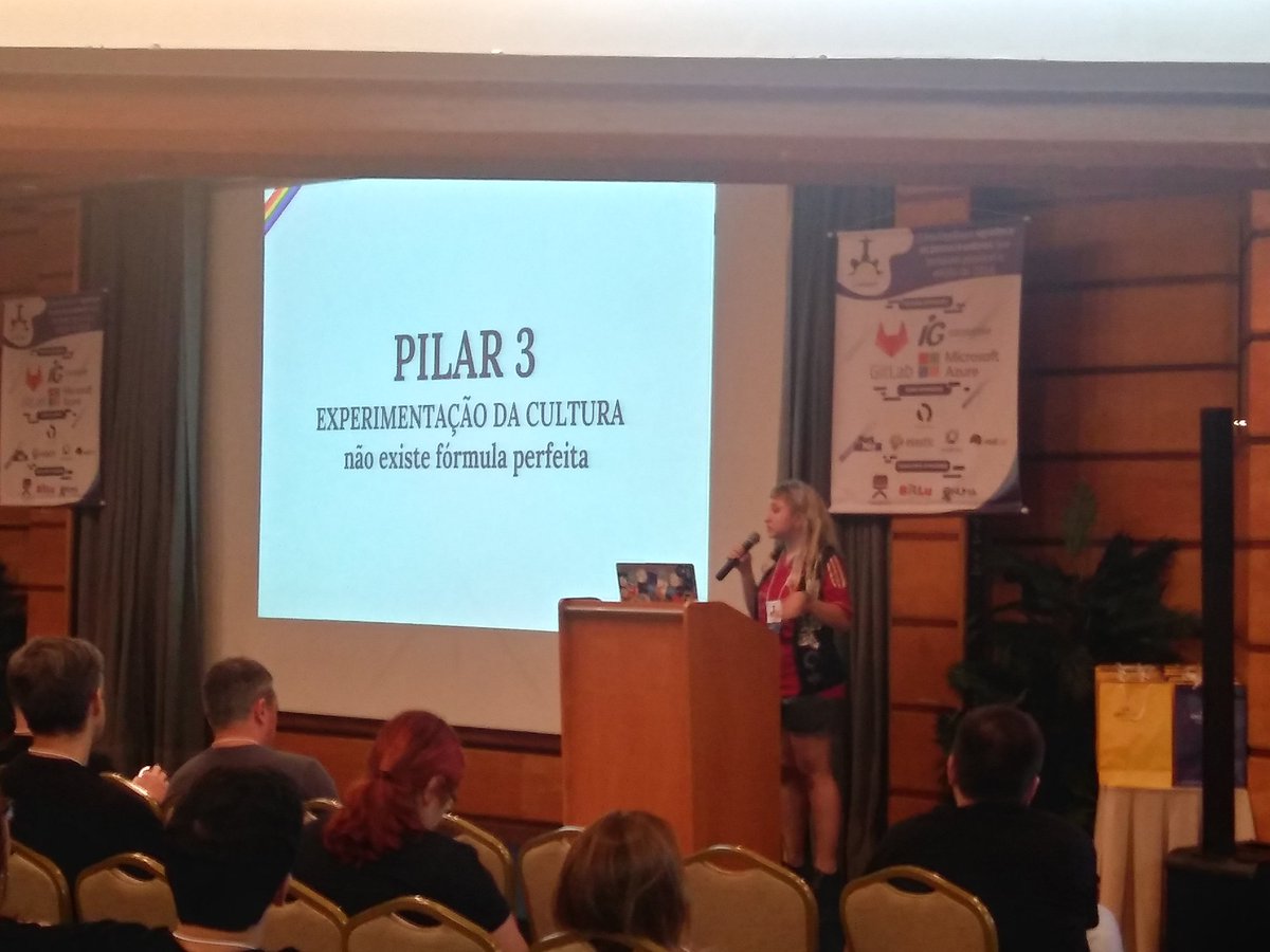 fernandoike's tweet image. &quot;Não existe fórmula perfeita para implantar  DevOps&quot; @bayerndadepress  #devops @rj_devopsdays #dodrj2018