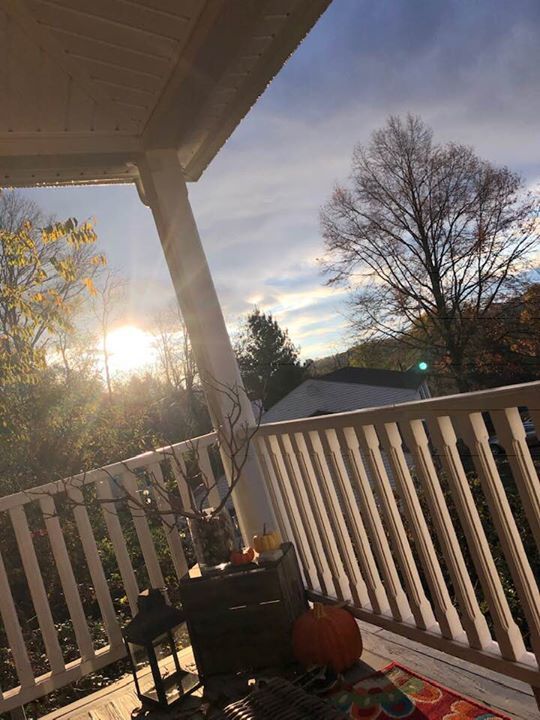 jamesbreesiii's tweet photo. I think that is the SUN! https://t.co/ayMRt7kAGV