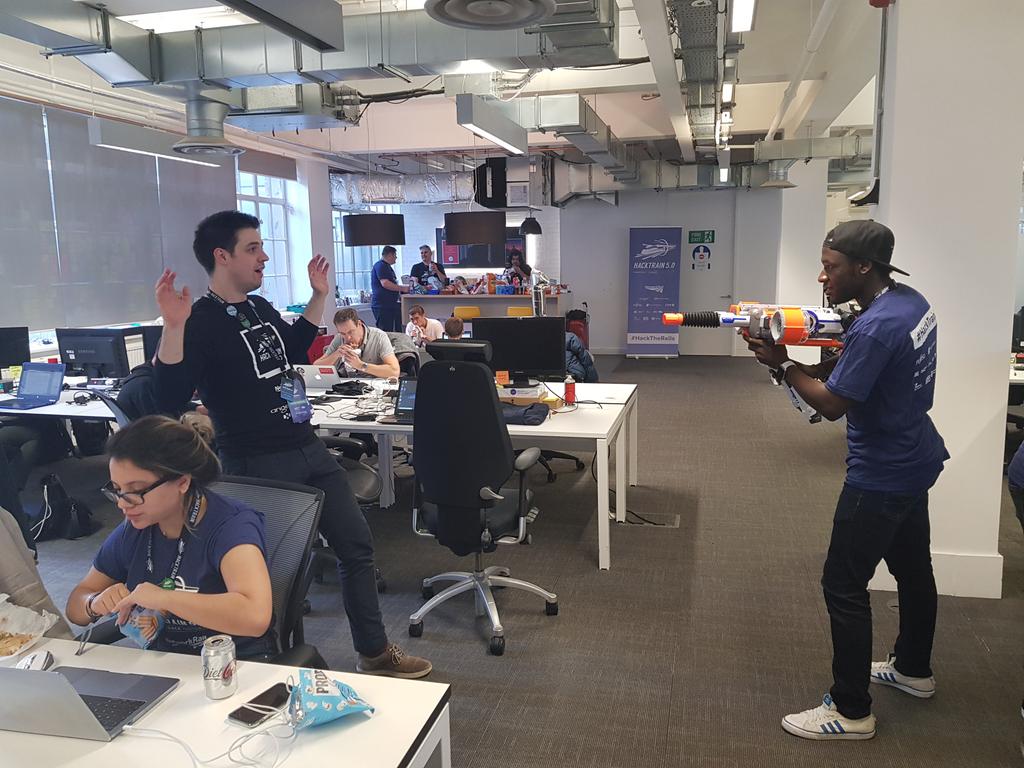 hackpartners's tweet image. Things just escalated on the #uktrain at #HackTrain5!