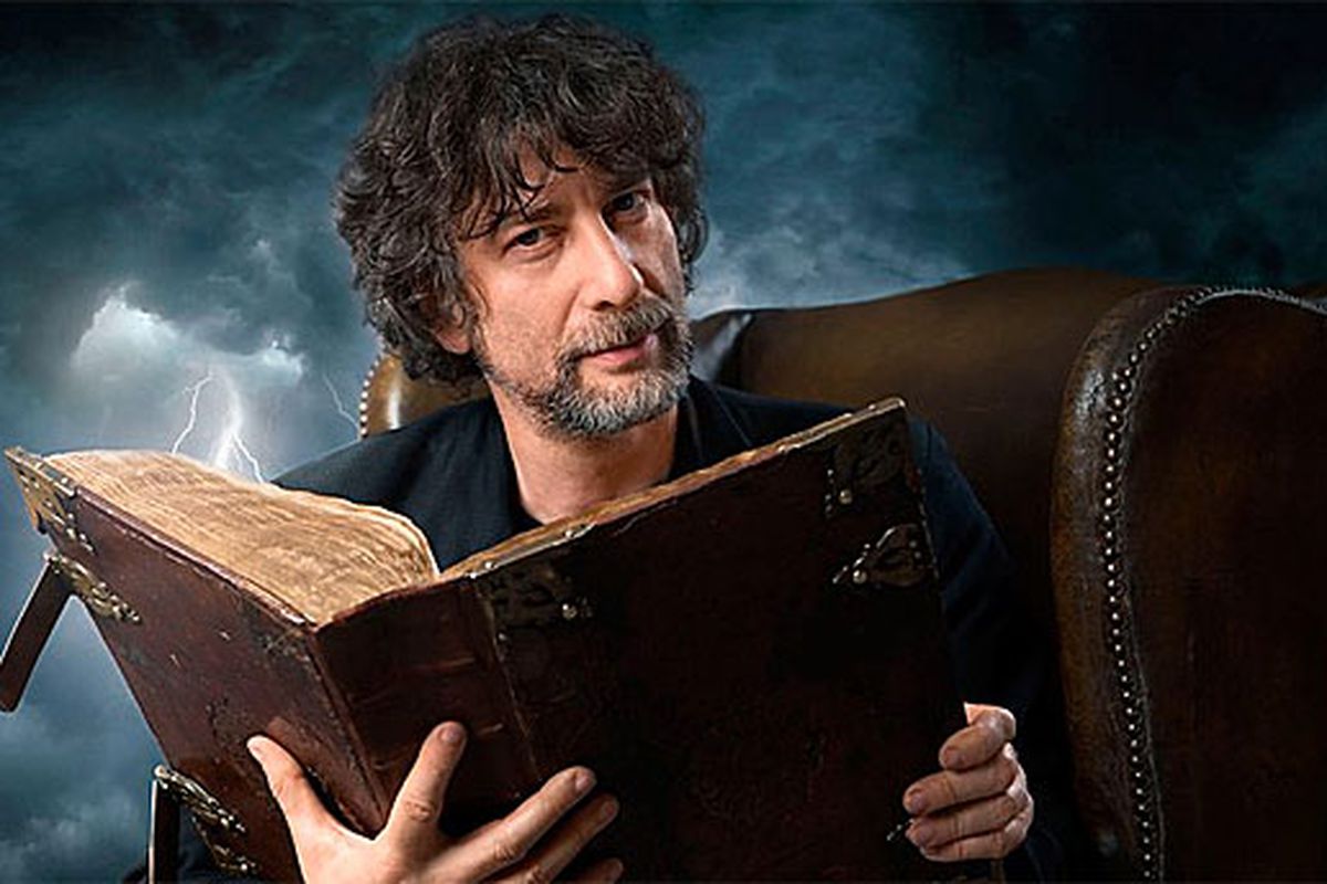 \"We owe it to each other to tell stories\" Happy Birthday to one of my favorite authors Neil Gaiman! 