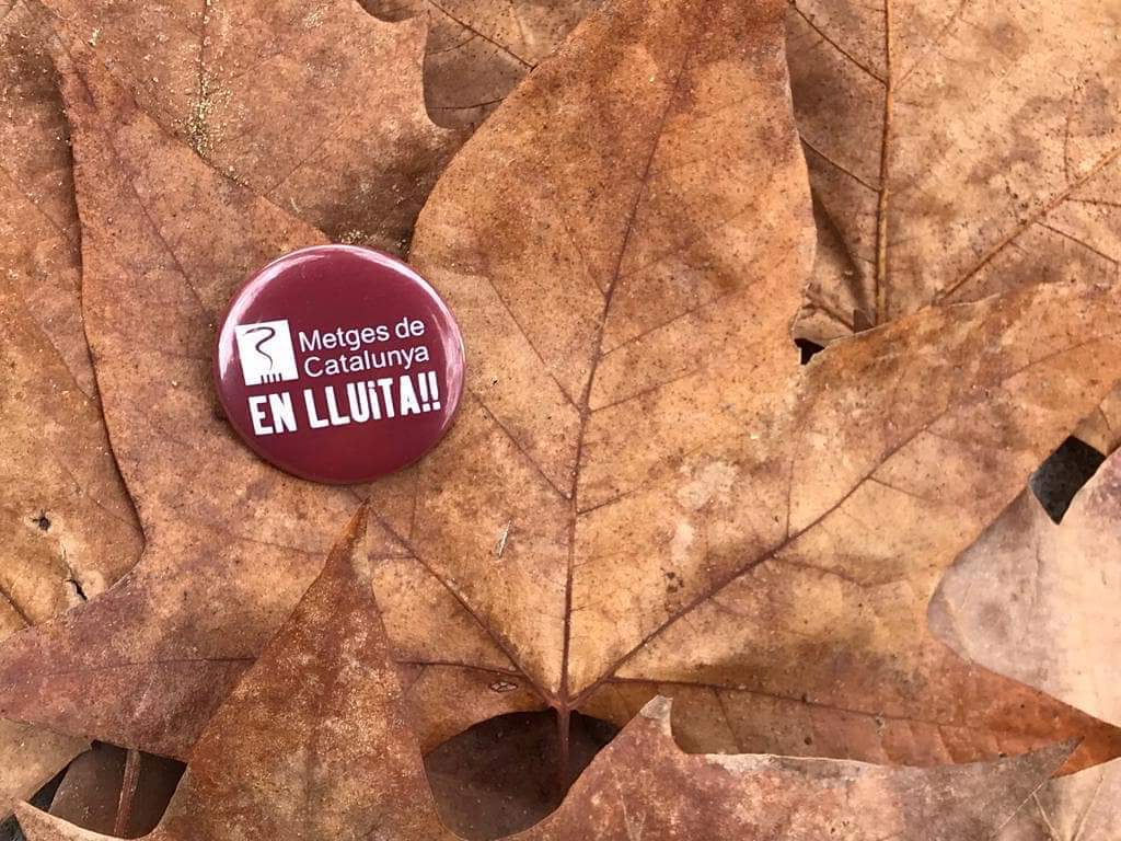 XavierLleonartM's tweet photo. #WinterIsComing #facultatiusenlluita #jotambesocprimariaICS Companyes, estigueu a punt. Avui és #primariaICS, molt properament pot ser els centres concertats..... T'hi apuntes? https://t.co/BkGHMdHL1k
