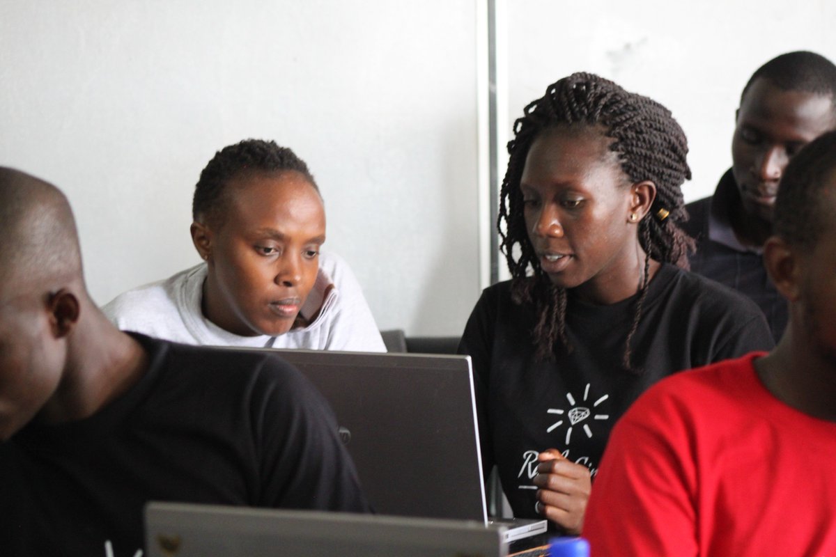 railsgirls_msa's tweet image. All the way from Kisumu we had @girlsgetgeeky @gettyorawo. We totally appreciate your presence. #RailsGirlsMsa #CodingGems
