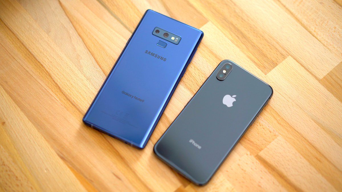 TechboundShop's tweet image. Galaxy Note 9 vs Iphone XS 🤔
Which one is your favorite?

Follow us on Instagram: instagram.com/techbound_offi…  

#Techbound