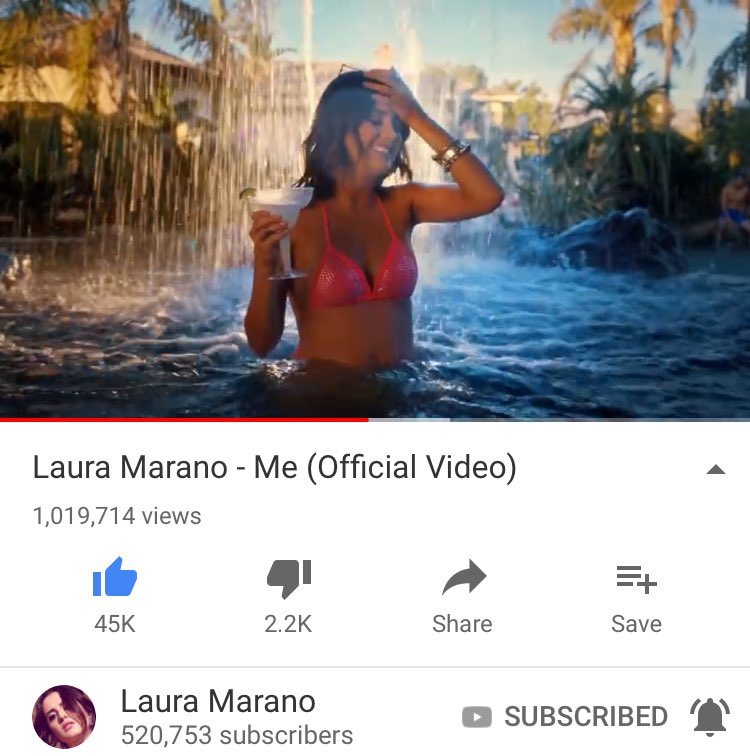 rhodesdrews's tweet photo. starting my day watching this beautiful video because it makes me feel so good and happy, it definitely deserves much more than just 1M of views 😏❤️ @lauramarano #TalkToMeLive #MaraNovember #MeMusicVideo #LauraMe https://t.co/wKvYyooK7g