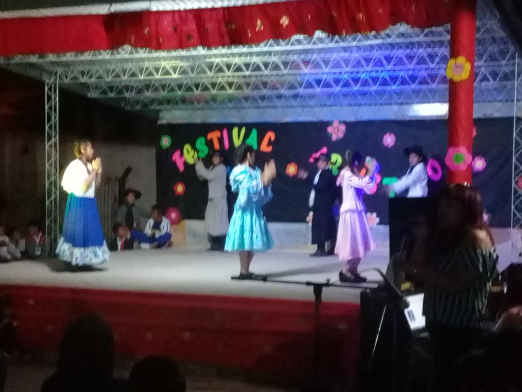 ESAAngastaco's tweet photo. Nuestros niños participaron del Festival Artístico en la Escuela Jorge Newbery. Gracias Directora Lidya Cáceres por la invitación 
Niños del taller de Danza Profesor Franco Rodríguez
@fguillesaavedra @aniberruezo @Emilse57181173 @larubita70 https://t.co/7nIovtoXqS