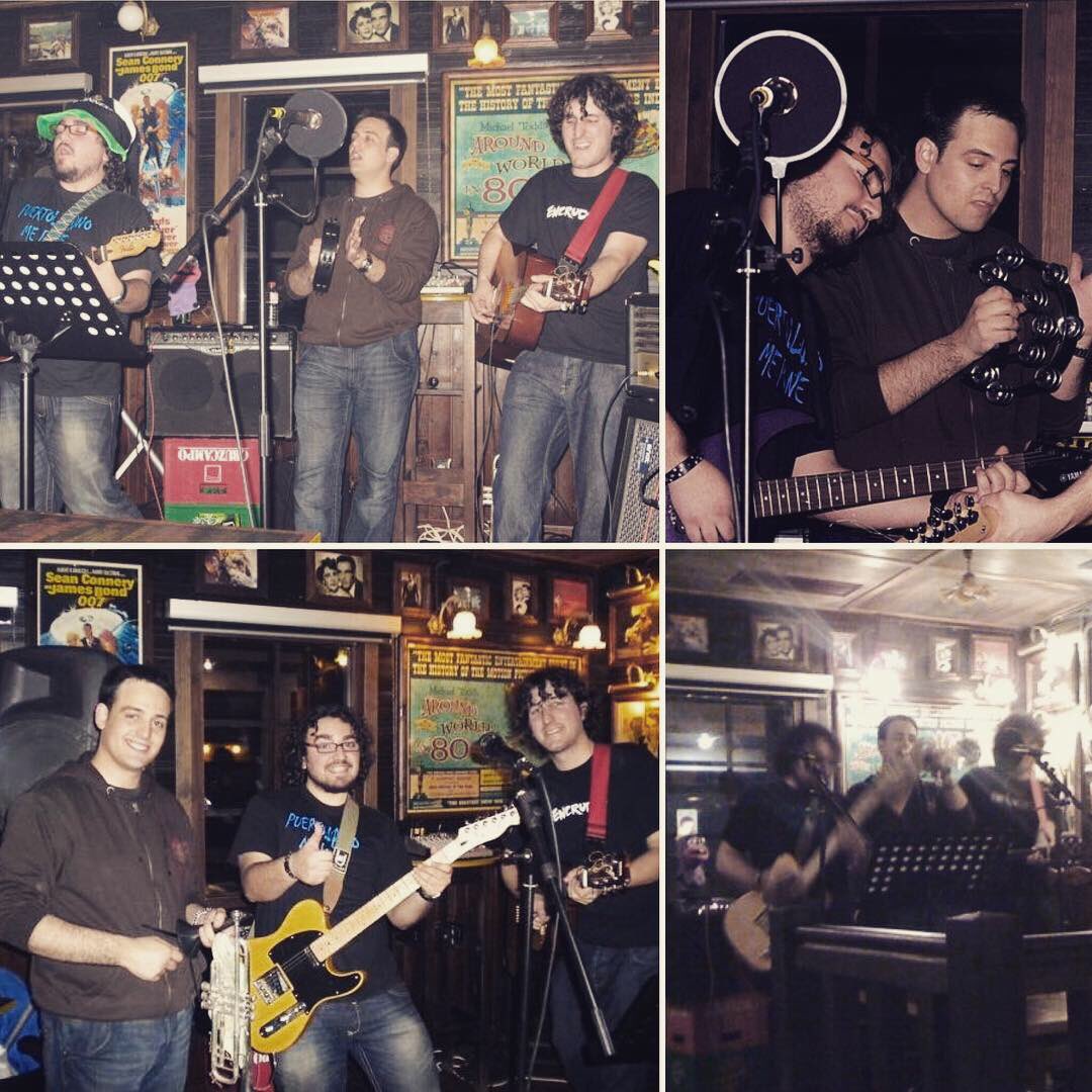 Thebuyakers's tweet photo. Asรญ fue hace 9 aรฑos... esta noche, mismo sitio, mismo set list... The Buyakers trรญo en Francis Cafรฉ!!
21:00h - ENTRADA GRATUITA
#puertollano #buyakers #thebuyakers #rock #livemusic #funrock https://t.co/lQ3b6l3D66